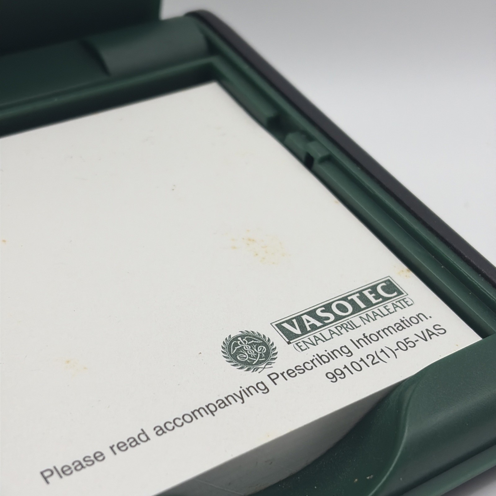 Vasotec Green Post-It Notepad Holder Pharmaceutical Drug Rep Promo Advertisement