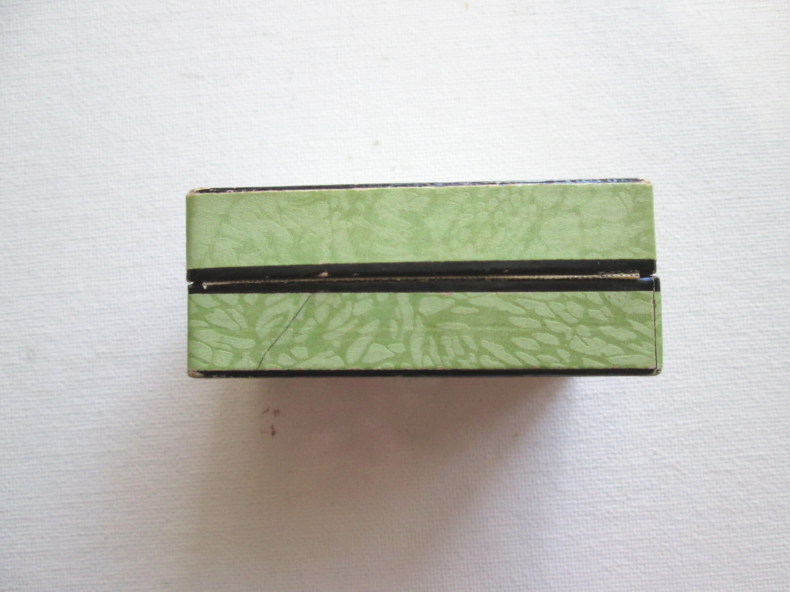 Antique Cummings & Lewis Druggist Barre Vermont VT EmptyBox Lextron Ferrous Iron