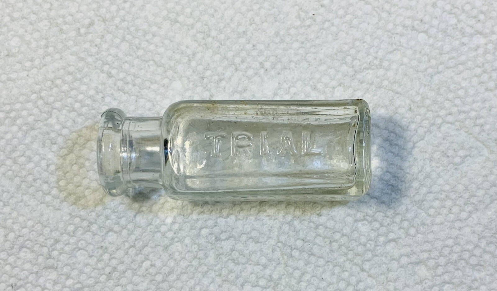 Vintage Early Glass Pharmacy Medicine Bottle Physicians Pineoleum trial bottle