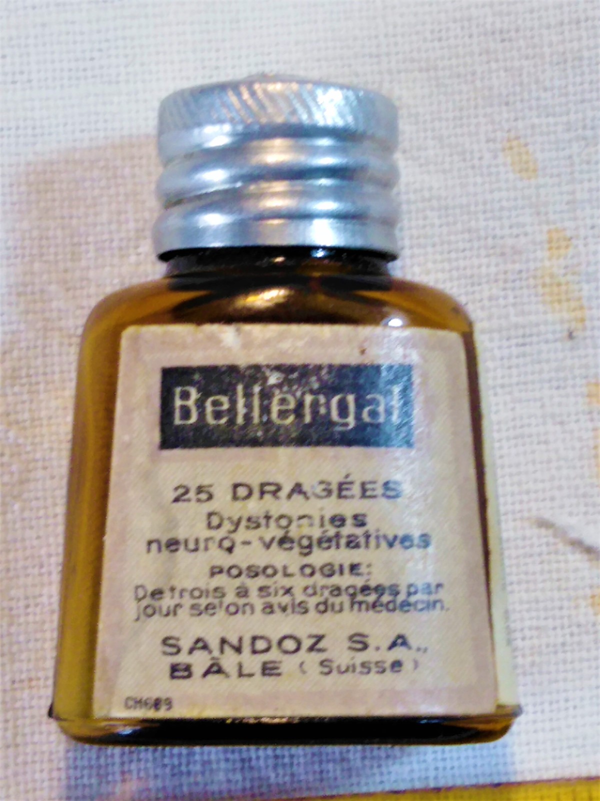 Vtg glass botlle SANDOZ – BELLERGAL barbiturate, LSD pharmacy Swiss