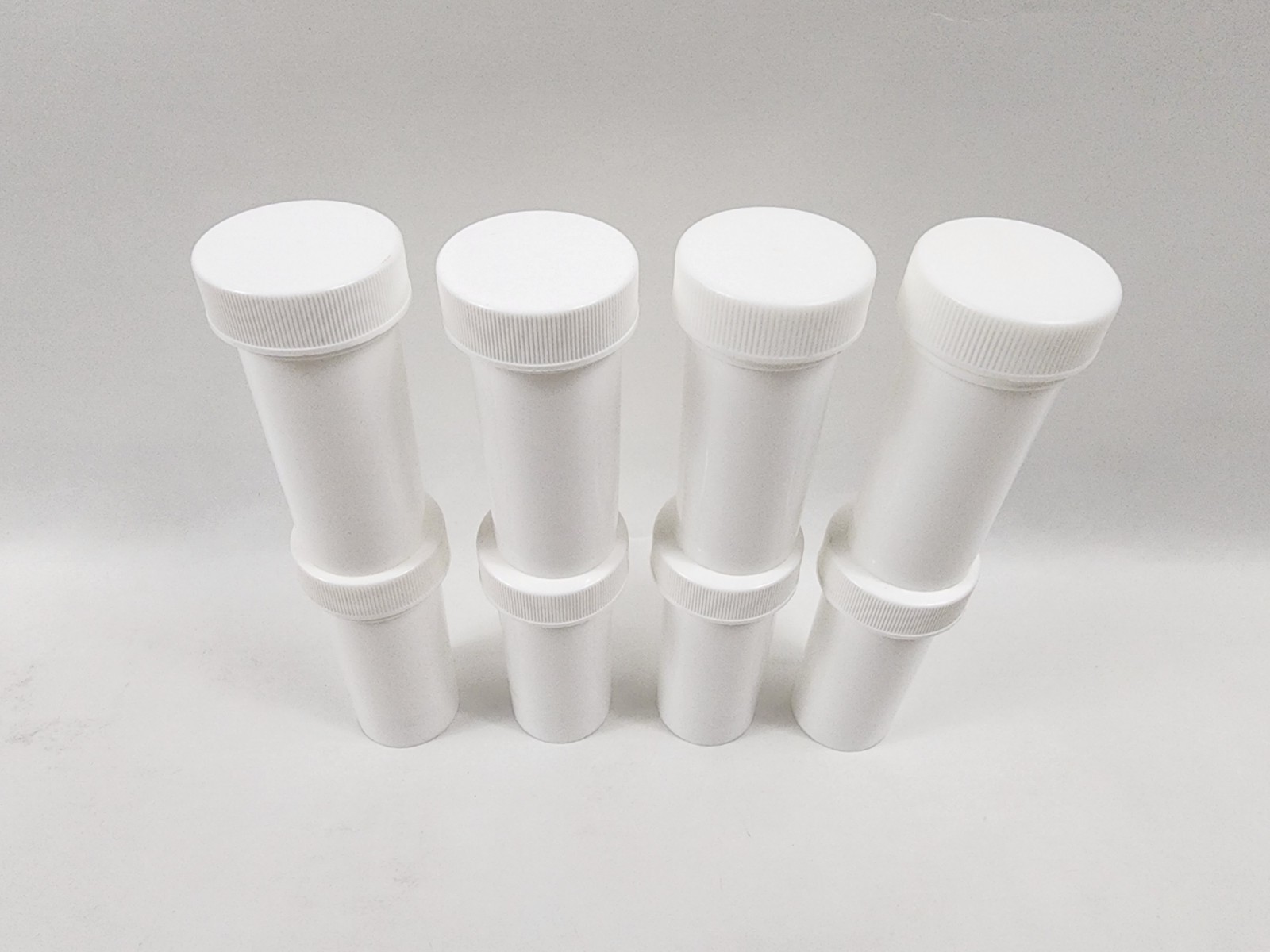 1 Oz White Plastic Ointment Container Jars With White Screw On Caps Lot Of 8