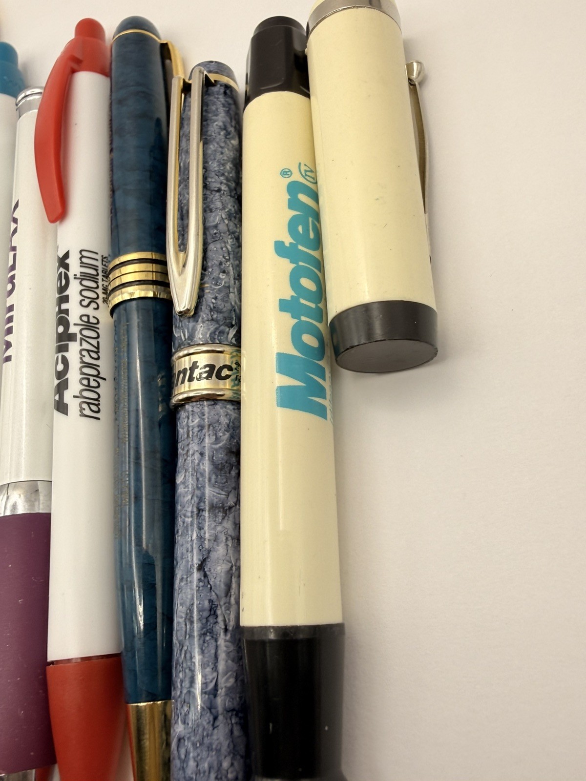Pharmaceutical Drug Rep Pens Lot Of 10 big pharma *needs ink refills* read*