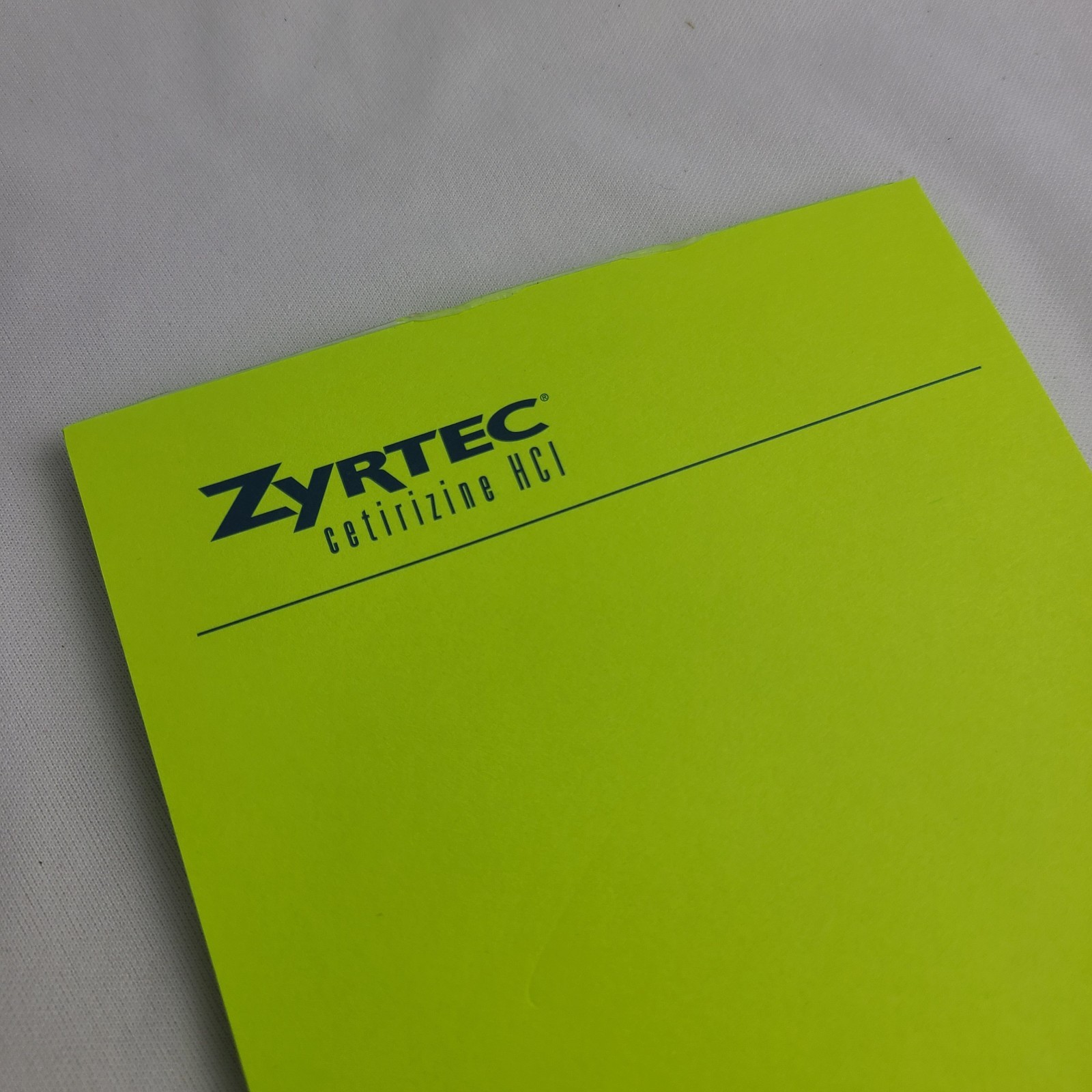 Vintage 2001 Zyrtec Notepad Neon Green Pharmaceutical Drug Rep Promo Pfizer