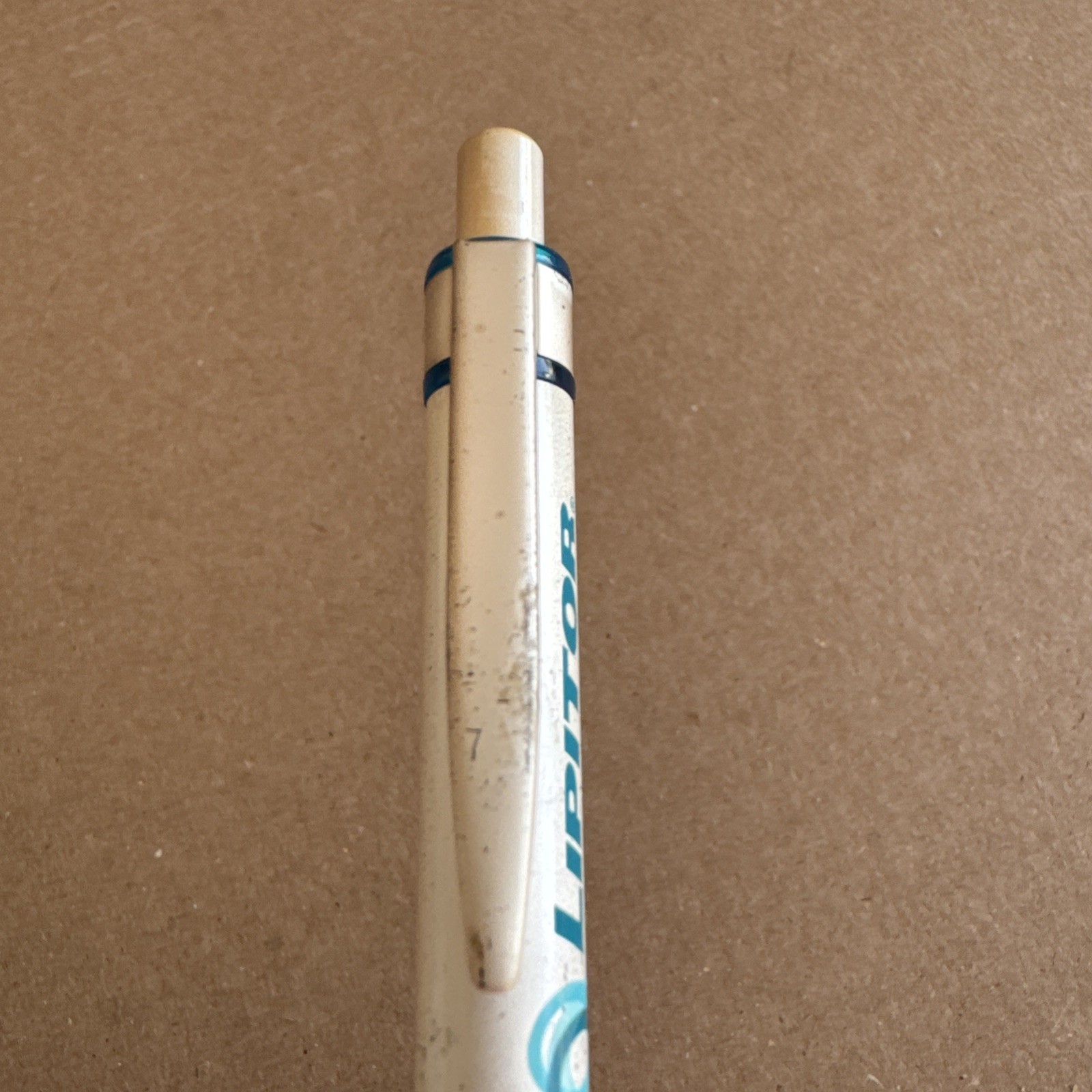 Lipitor Tablets Drug Rep Collectible Pen White Blue Green Thick Metal- Heavy