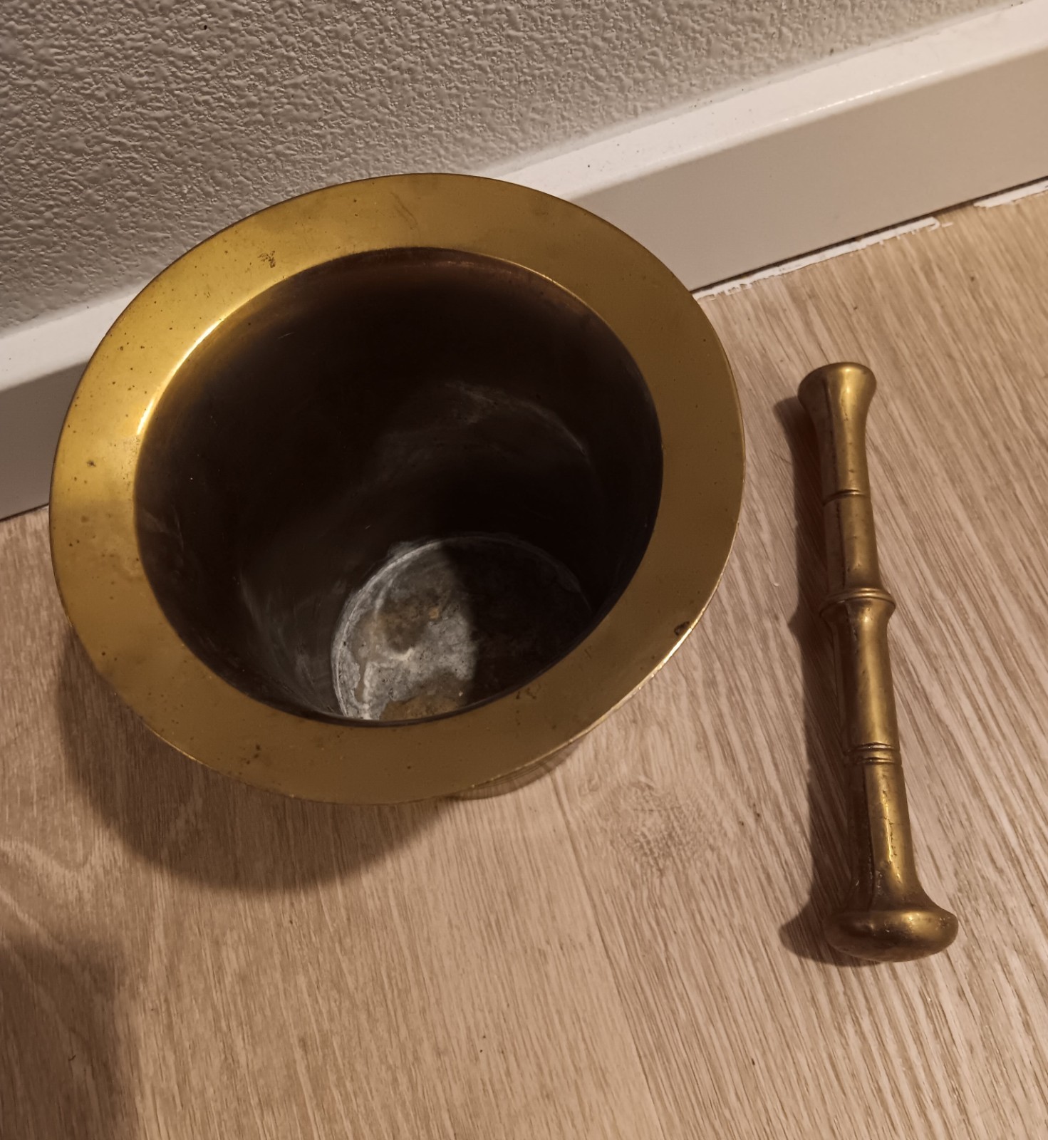 Vintage Brass Mortar And Pestle 4.5″ Tall & 6.25″ Madei in India