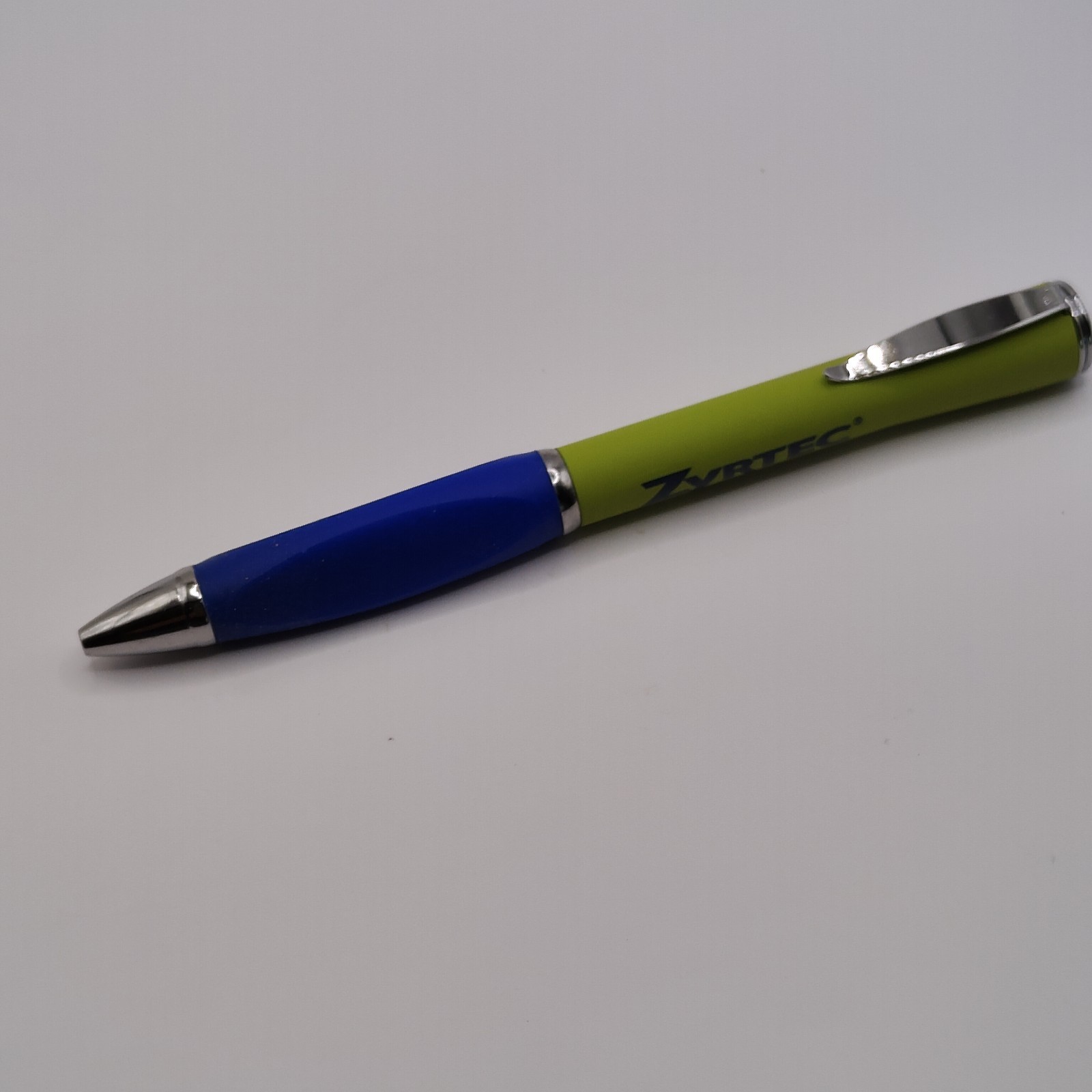 Drug Rep ZYRTEC Collectible Heavy Metal Pen RARE Green Blue New in Package