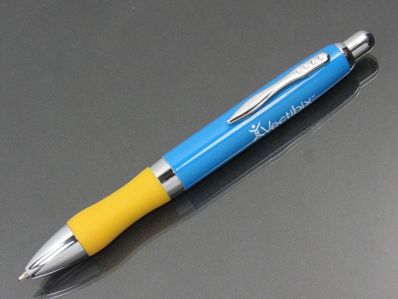 Superb Vectibix Heavy Metal PEN Drug Rep Pharmaceutical Promo Advertising Rare