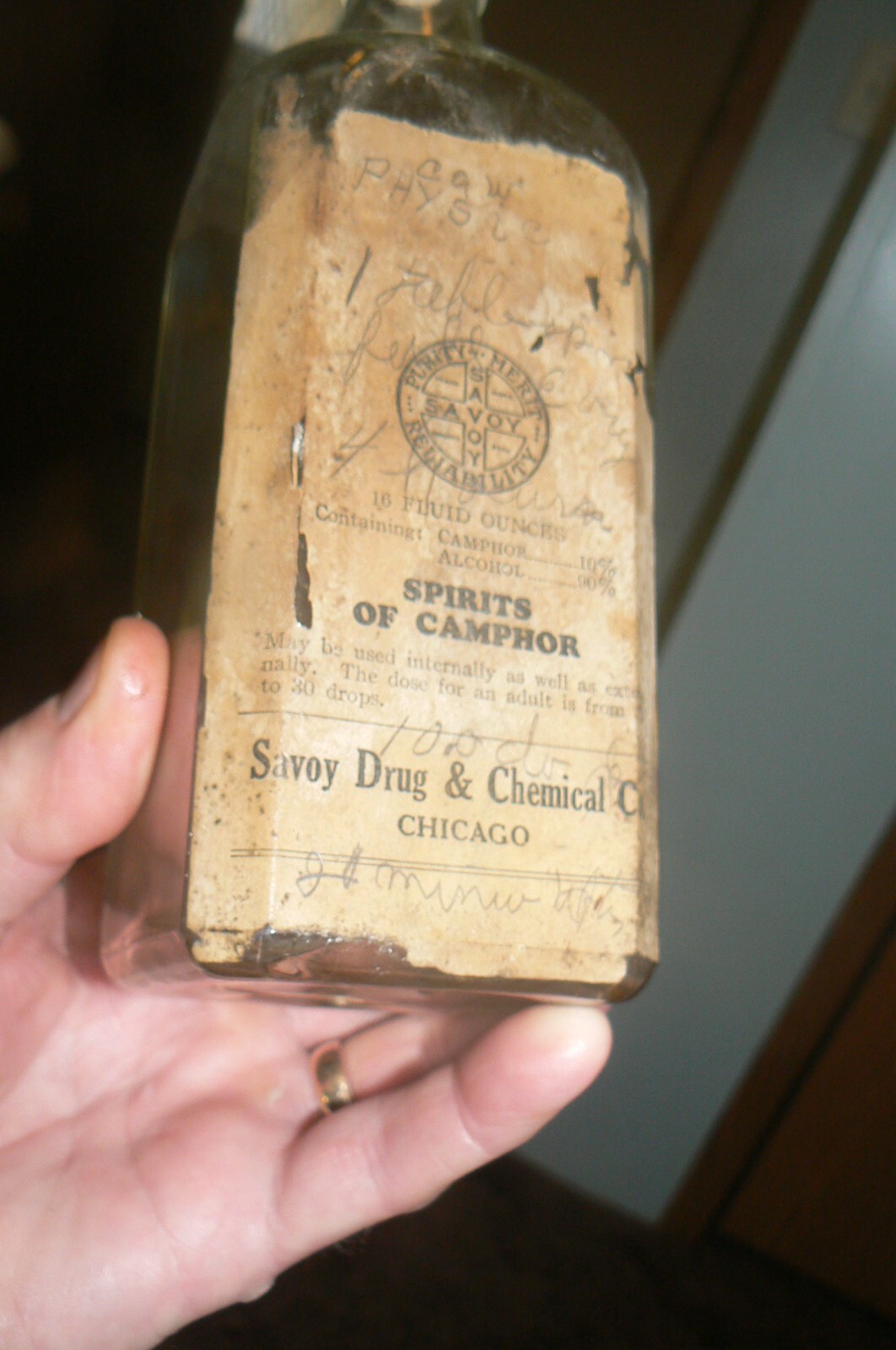 SUPER RARE 1890s SAVOY DRUGEIST LABELED CLEAR SQUAR CORK BOTTLE. CHICAGO. ILL.