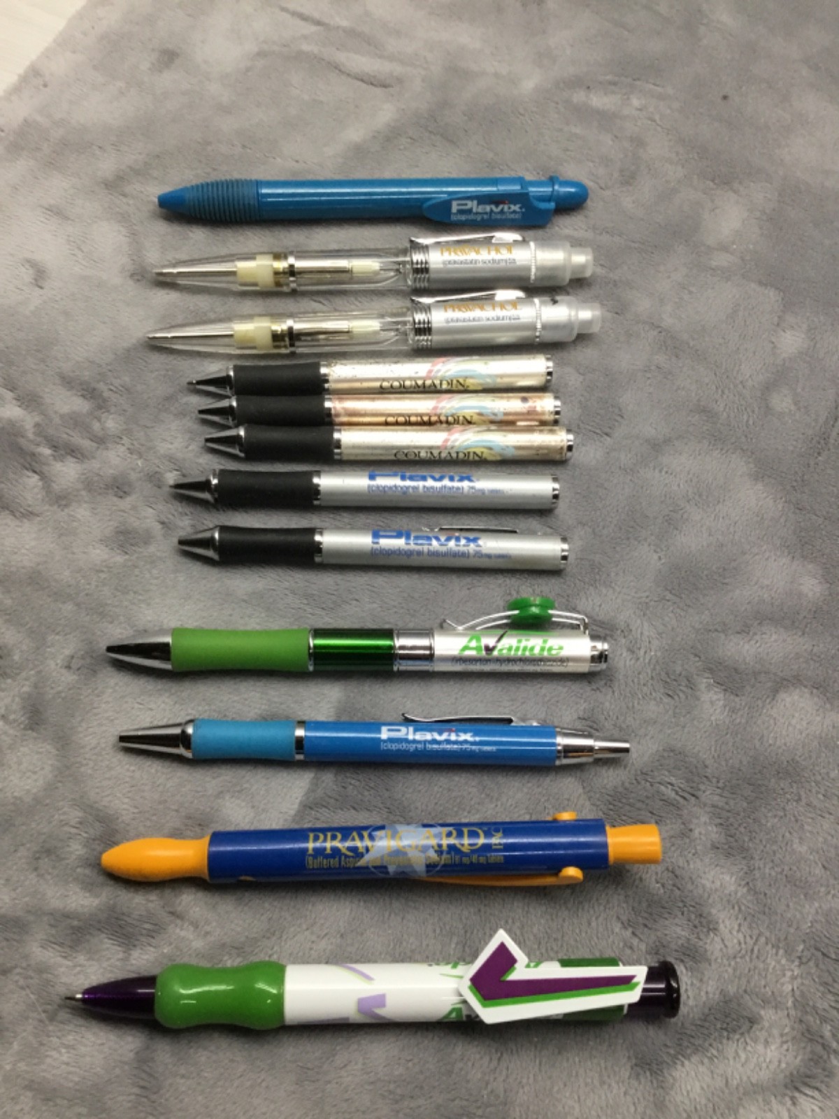 Collectible pharmaceutical pens (Coumadin, Plavix, Avalide, Pravachol) 12 pens