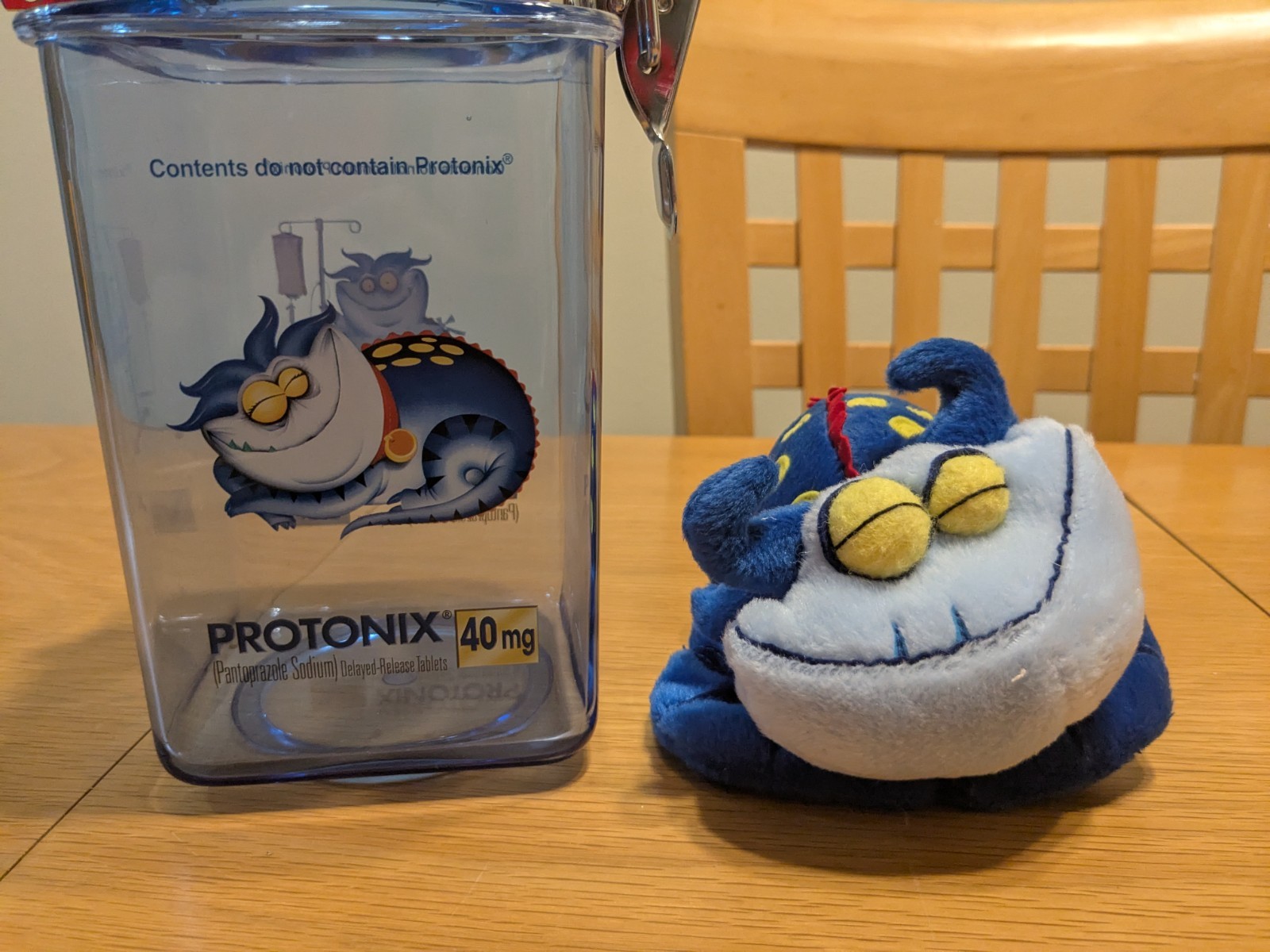 PROTONIX IV Pharmaceutical DRUG REP Clear Blue Plastic Canister With Rare Plush