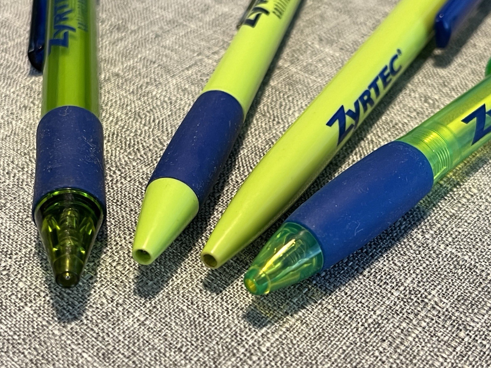 DRUG REP lot of four DIFFERENT promo pens for the same product – Free Shipping!