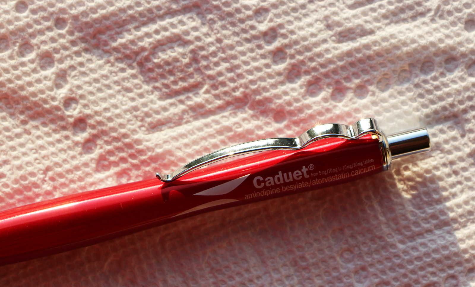Drug Rep Pens Caduet Heavy Metal Crimson Red w/ Fancy Clip Absolute Beauty