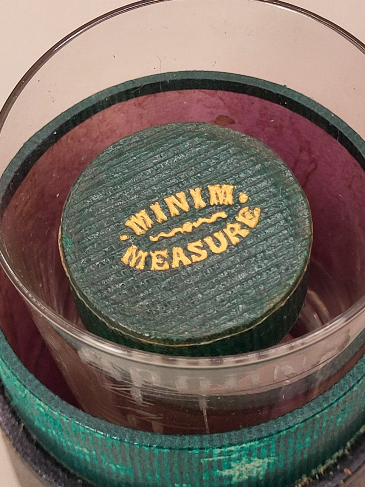 Antique Measuring Glasses & Cases. Refxad