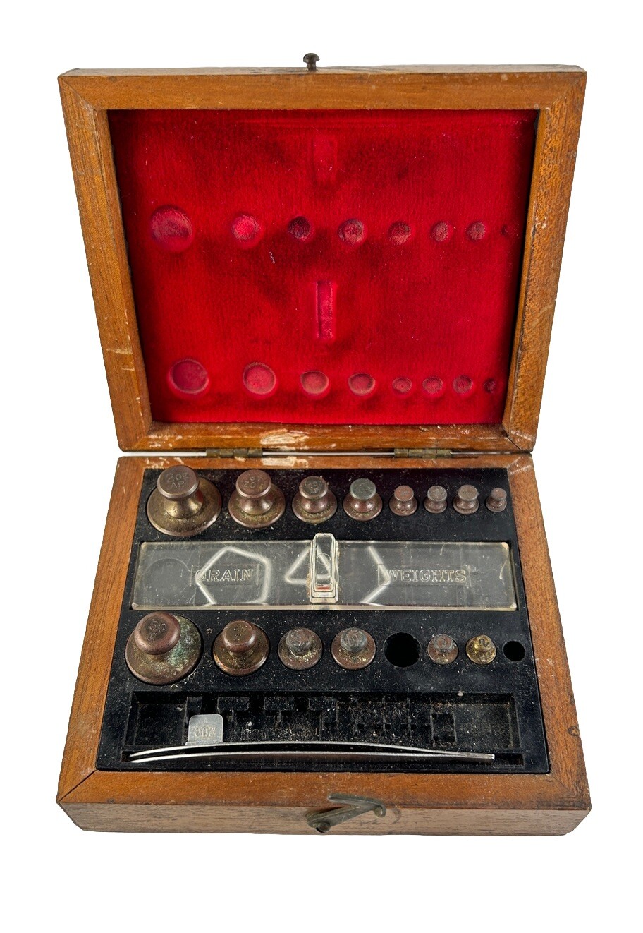 Bristol-Myers Products Division Pharmaceutical Scale Weight Set Orig Wood Box