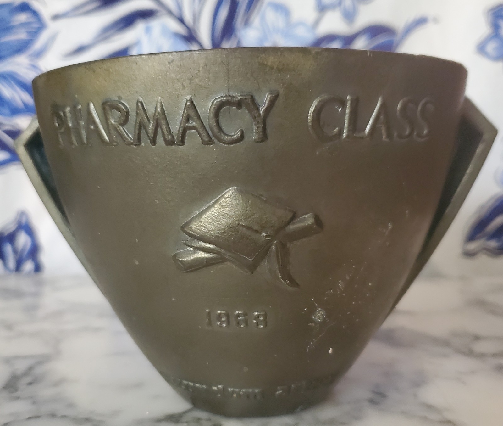 Vintage Pharmacy Class 1968 Mortar & Pestle Rx Secundum Artem Schering