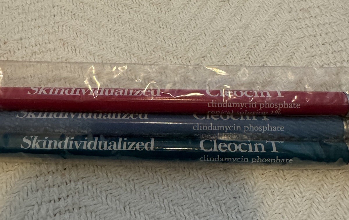 Vintage Cleotin T Unsharpened 3 Pencil Drug Pharmaceutical Promo Collectible