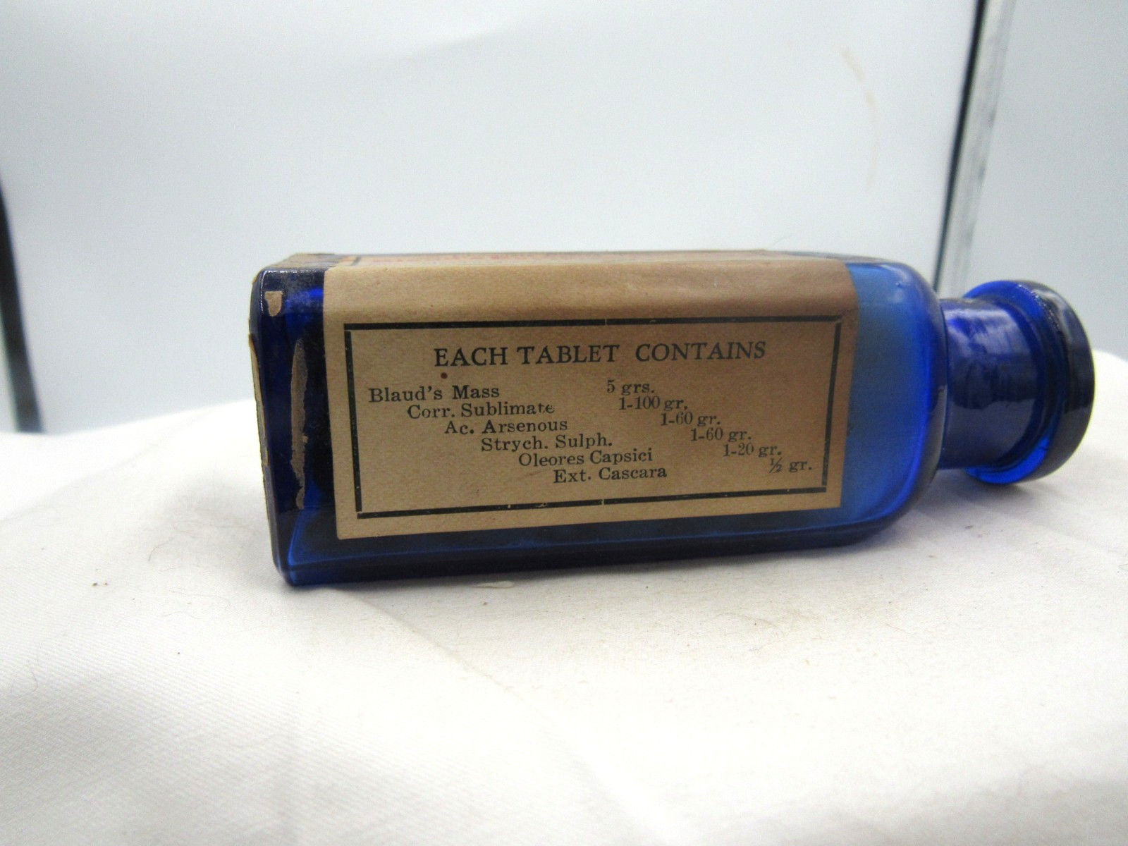 MM – 1890’s Blaud’s Comp Cascara Boston, Mass 4 3/8″ Cobalt Blue Medicine bottle
