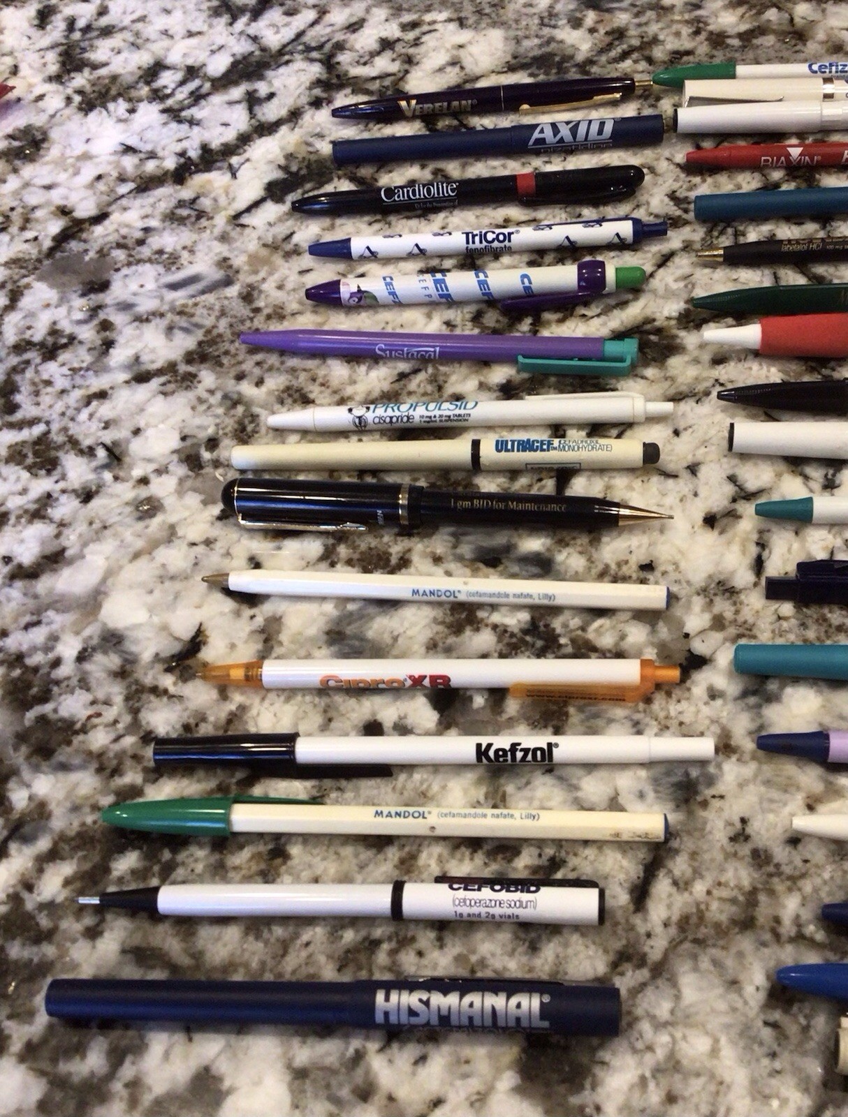 Vintage Pharmaceutical Drug Rep Lot Of 33 Pens Untested