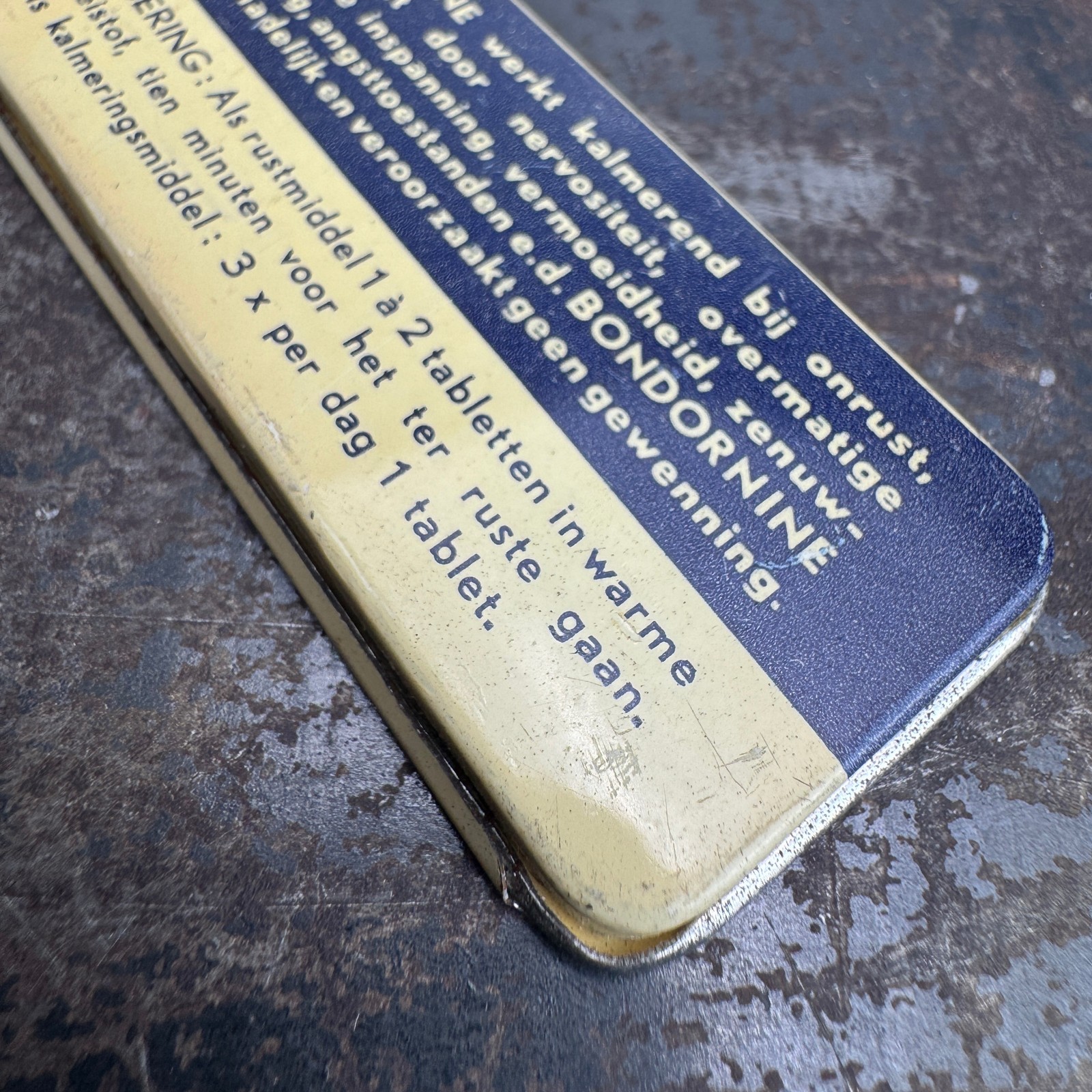 Vtg c.1960s BONDORNINE Advertising Medical Tin – GERMAN – EMTPY / NO CONTENTS