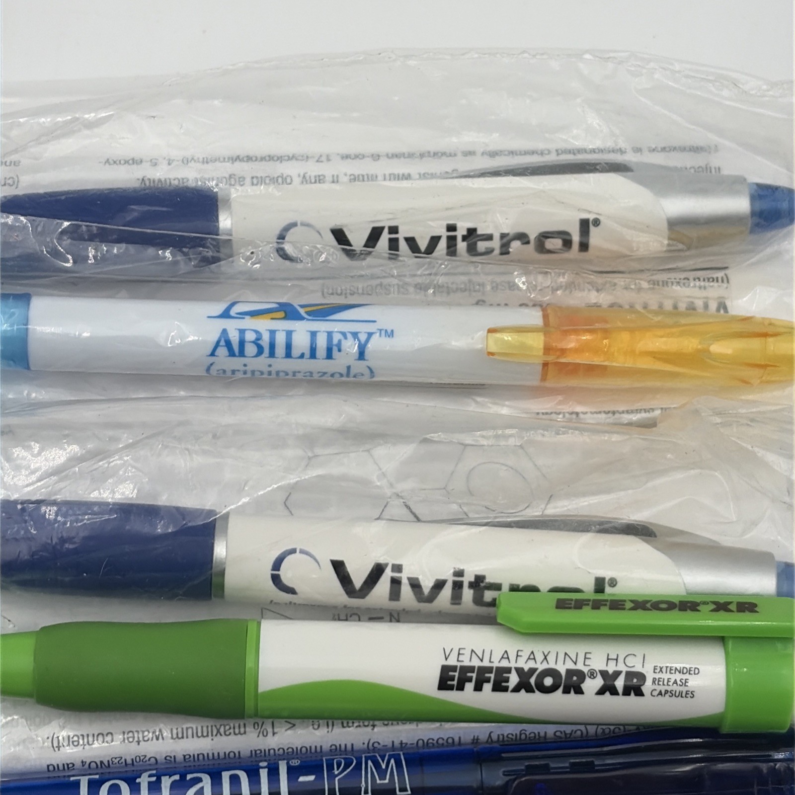 lot 18 Drug Rep Pharmaceutical Promo Advertising PENS Click grip Ink Nurse