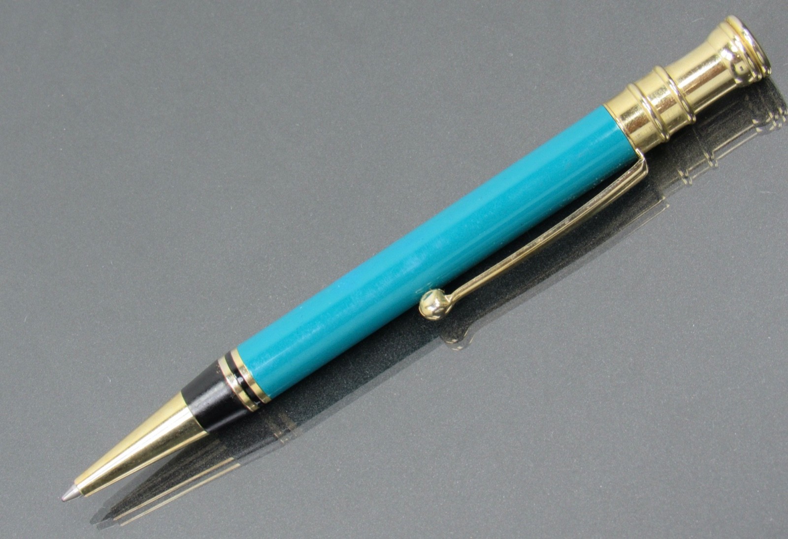 Diflucan Metal PEN Drug Rep Pharmaceutical Promo Advertising Nailhead Clicker