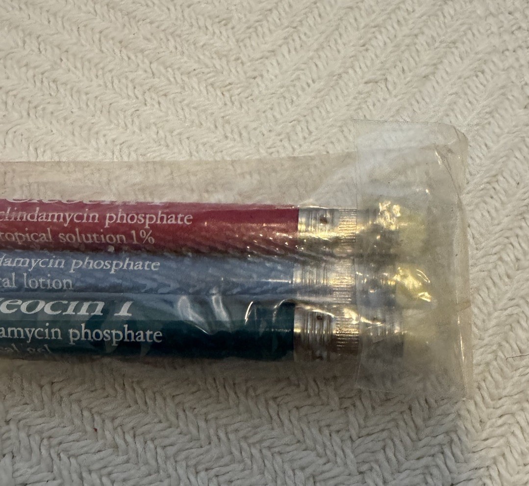 Vintage Cleotin T Unsharpened 3 Pencil Drug Pharmaceutical Promo Collectible