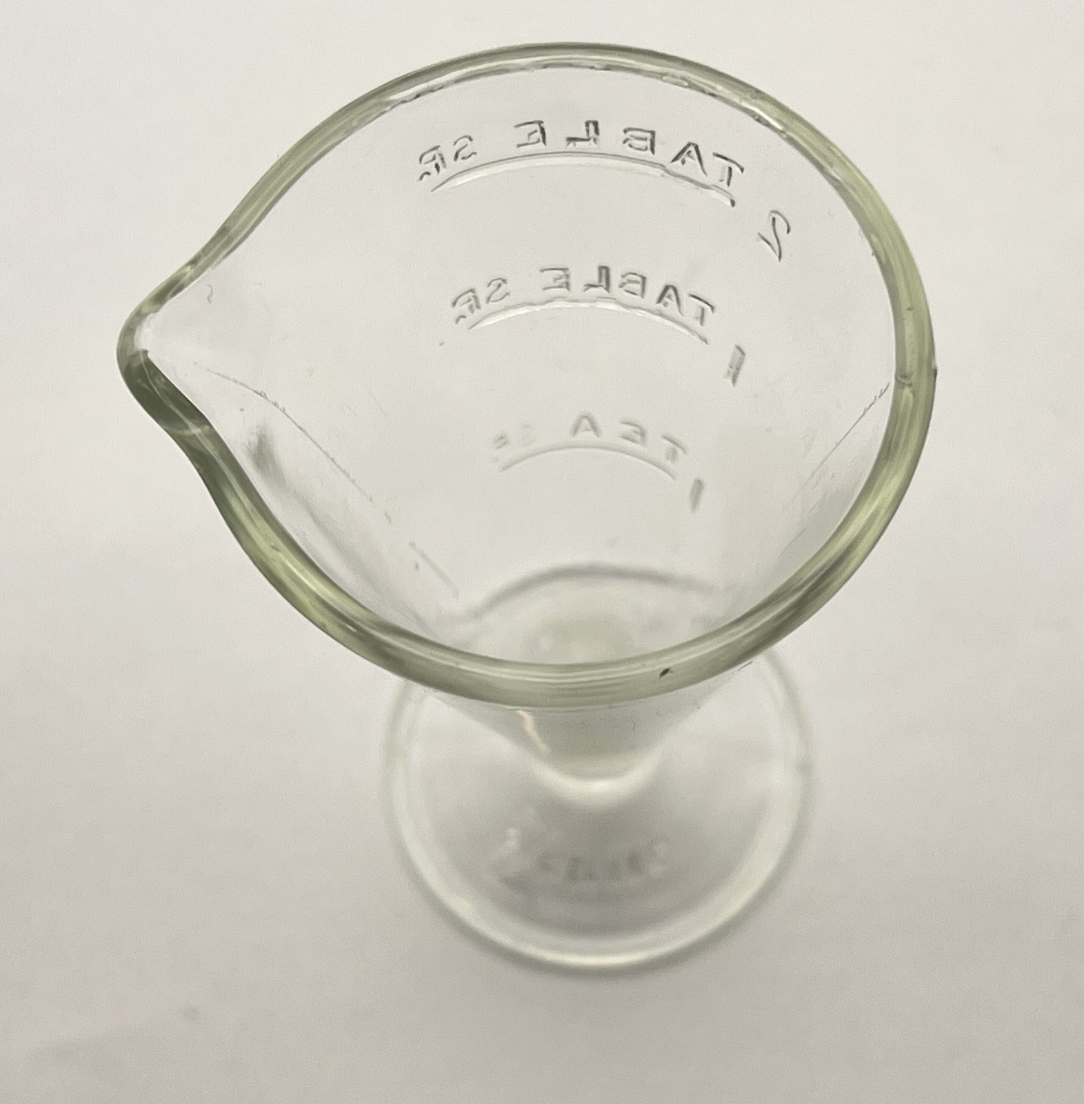 Zonite 2-Tablespoon Apothecary Measuring Cup with Spout