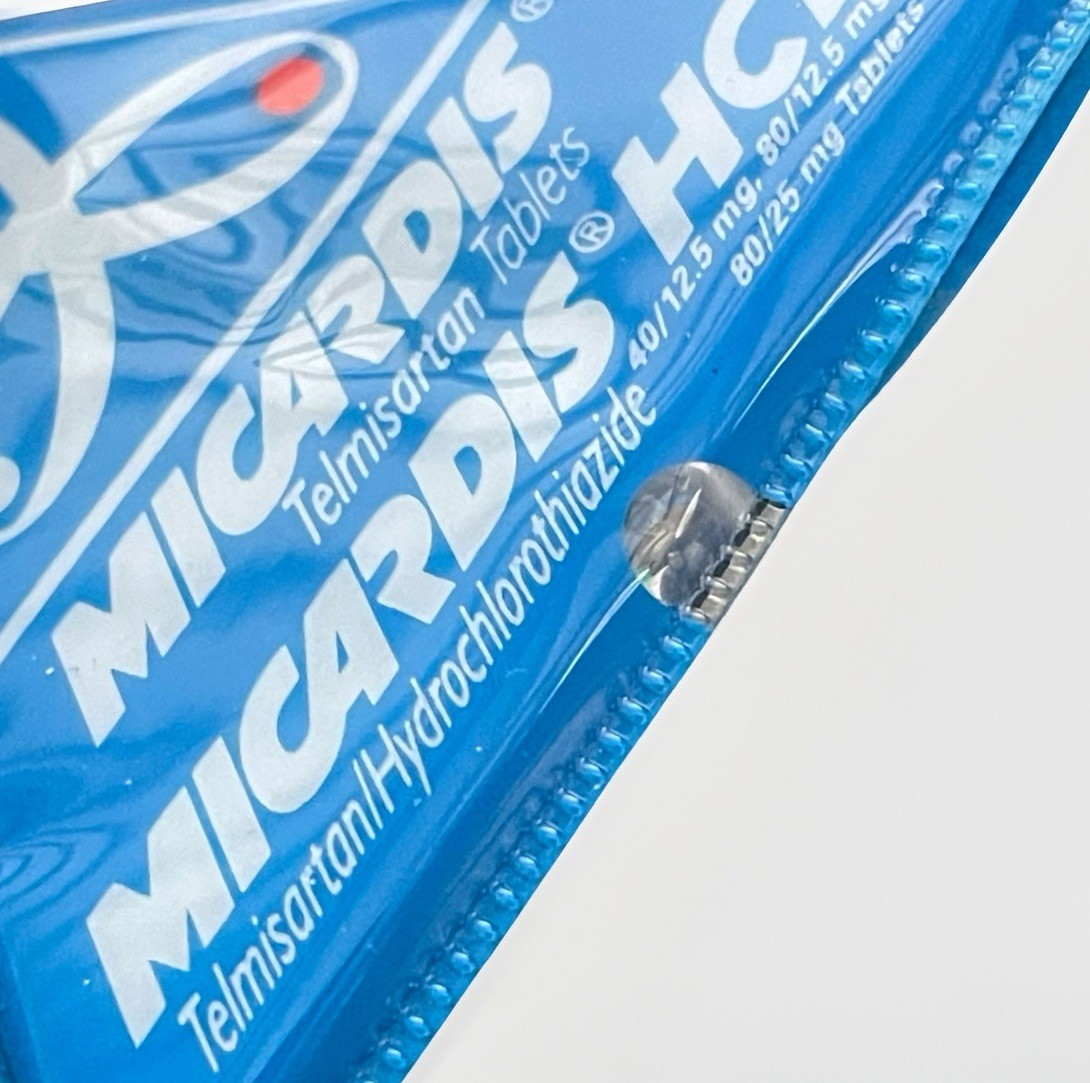 Micardis Pharmaceutical Advertising Keychain Light Flashlight Drug Rep Promo VTG