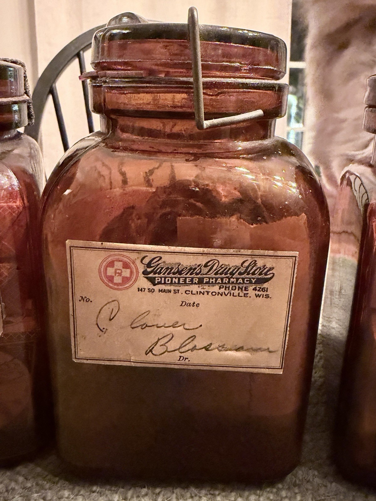 3 Vintage Gansen’s Drug Store Pioneer Pharmacy Amber Glass Jars w/ Labels