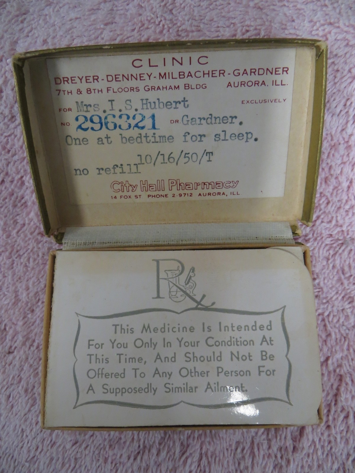 Vtg 1950 Pill Box- City Hall Pharmacy-Dreyer Denney Milbacher Gardner,Aurora, IL
