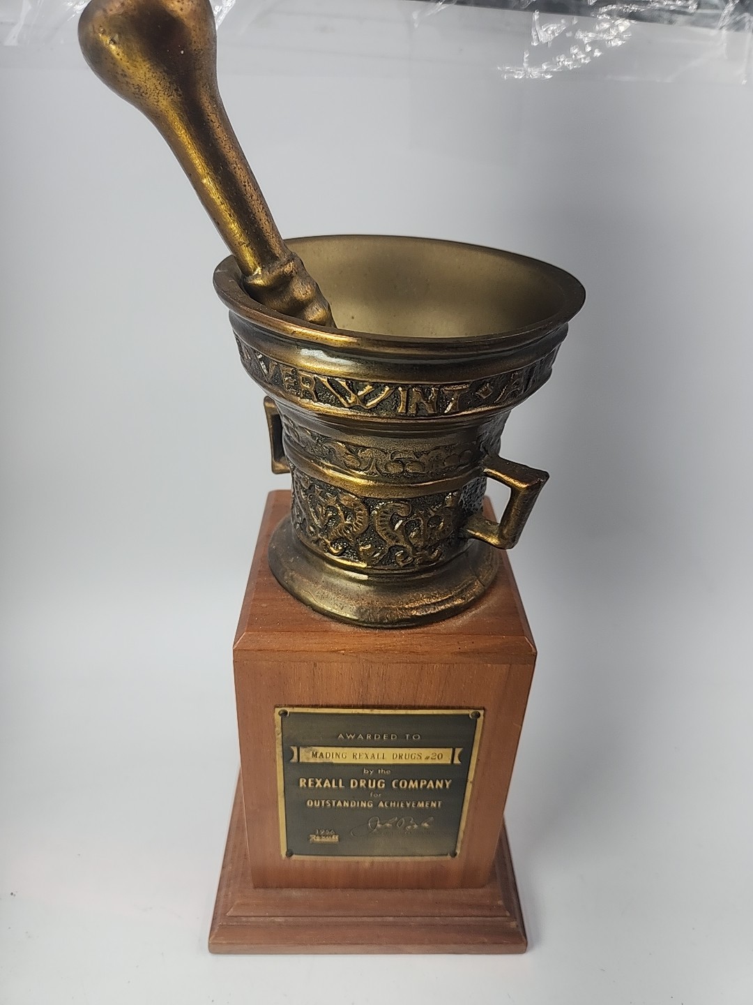 Vintage Original 1956 Rexall Drugs Apothecary Award Mortar Pestle Bronze Dutch