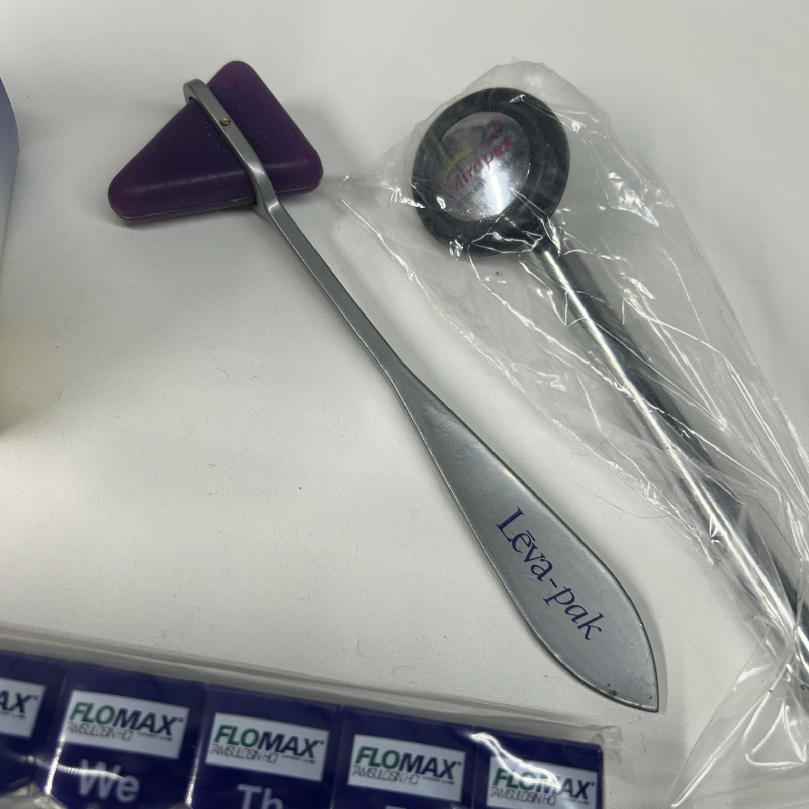 Pharmaceutical Drug Rep Pens Pencils Massager Percussion Hammer Lexapro Norvasc