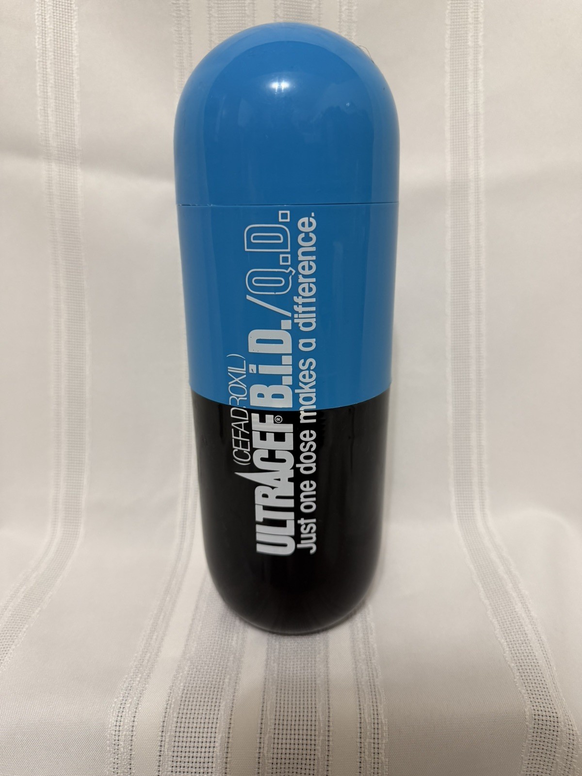 Pill Capsule Shaped Thermos Cefadroxil Drug Rep Promo Pharmaceutical Advertising