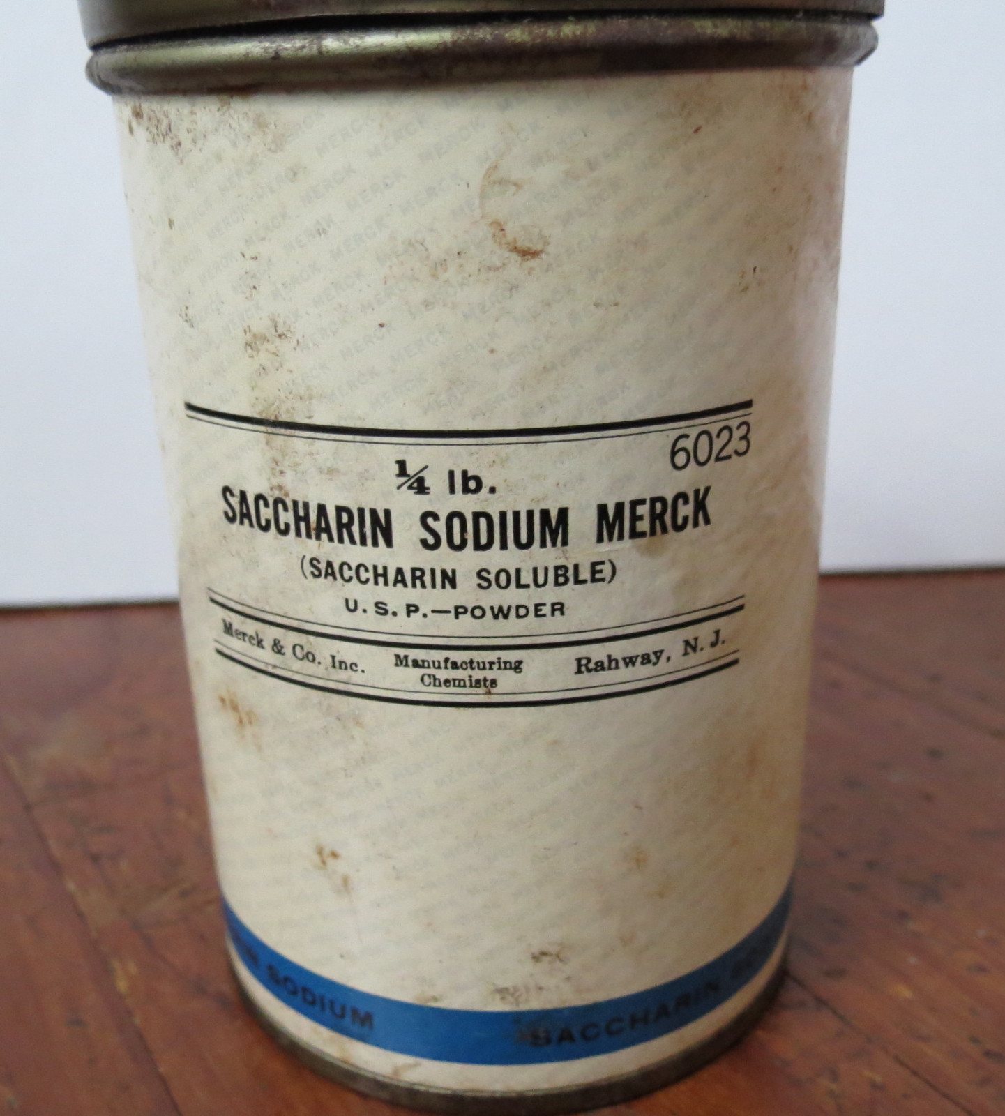 MERCK SACCHARIN SODIUM CONTAINER – VINTAGE PHARMACEUTICAL JAR