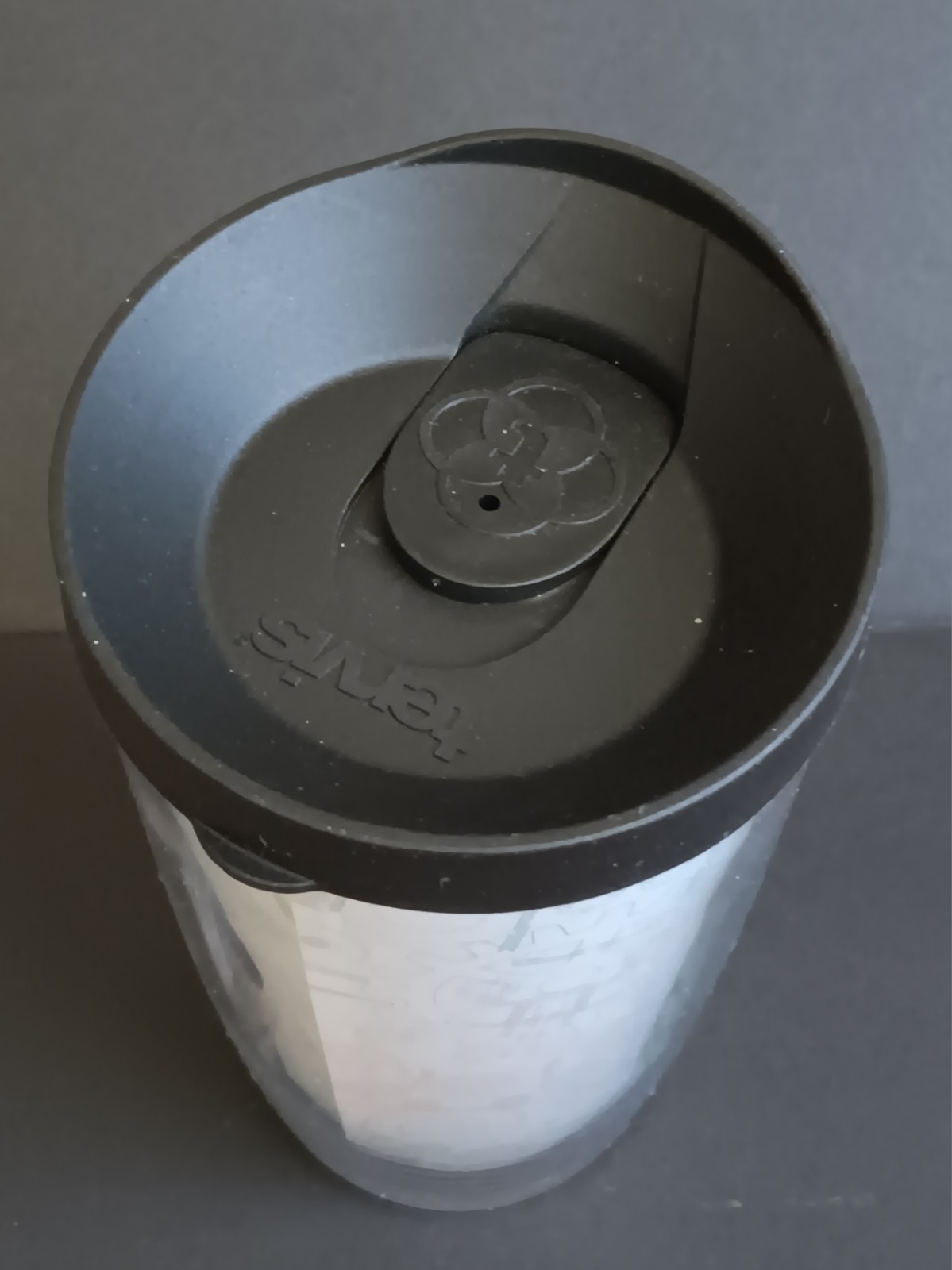 DRUG REP TRAVEL MUG DASUQUIN ADVANCED MUG BY TERVIS USA 6 1/4″ H