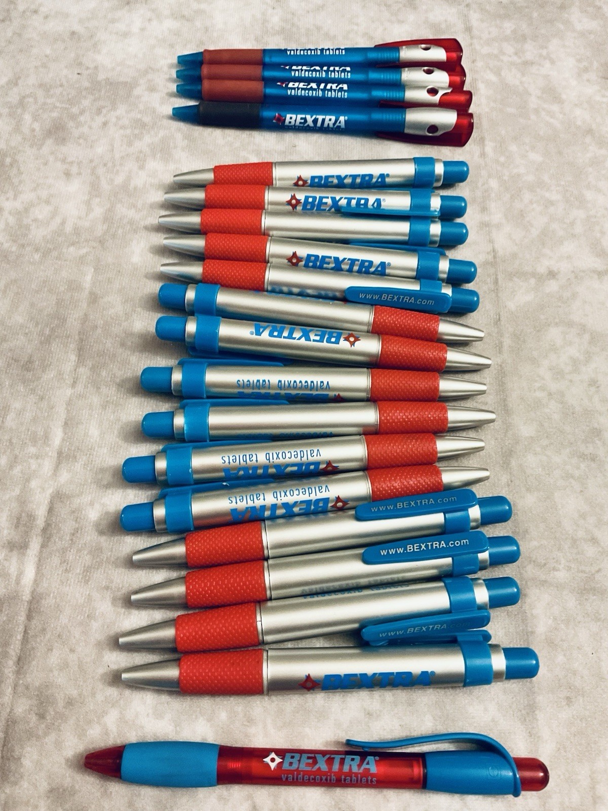 BEXTRA PHARMACEUTICAL REP PEN RETRACTABLE REFILLABLE LOT OF 20 OLD STOCK