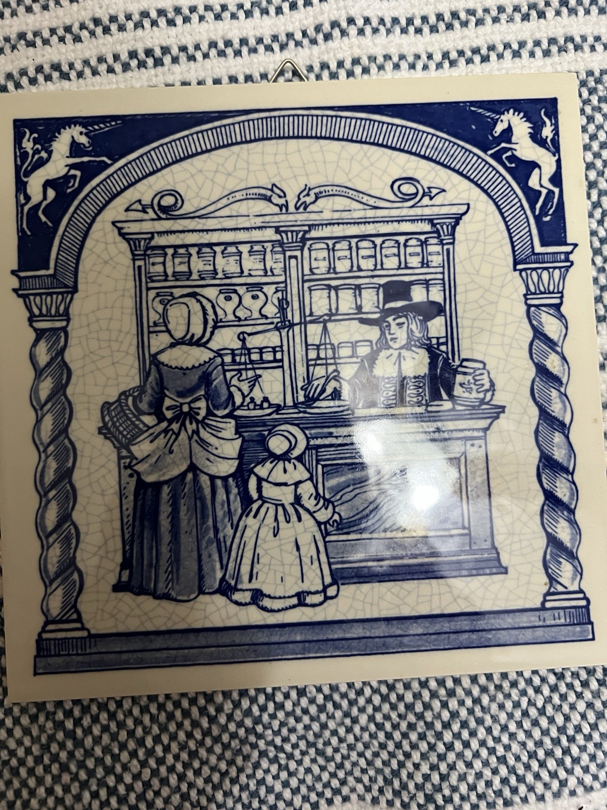 VTG Crown Delft Holland Limited Edition Pharmacy Pharmacist Award Pill 6″ Tile
