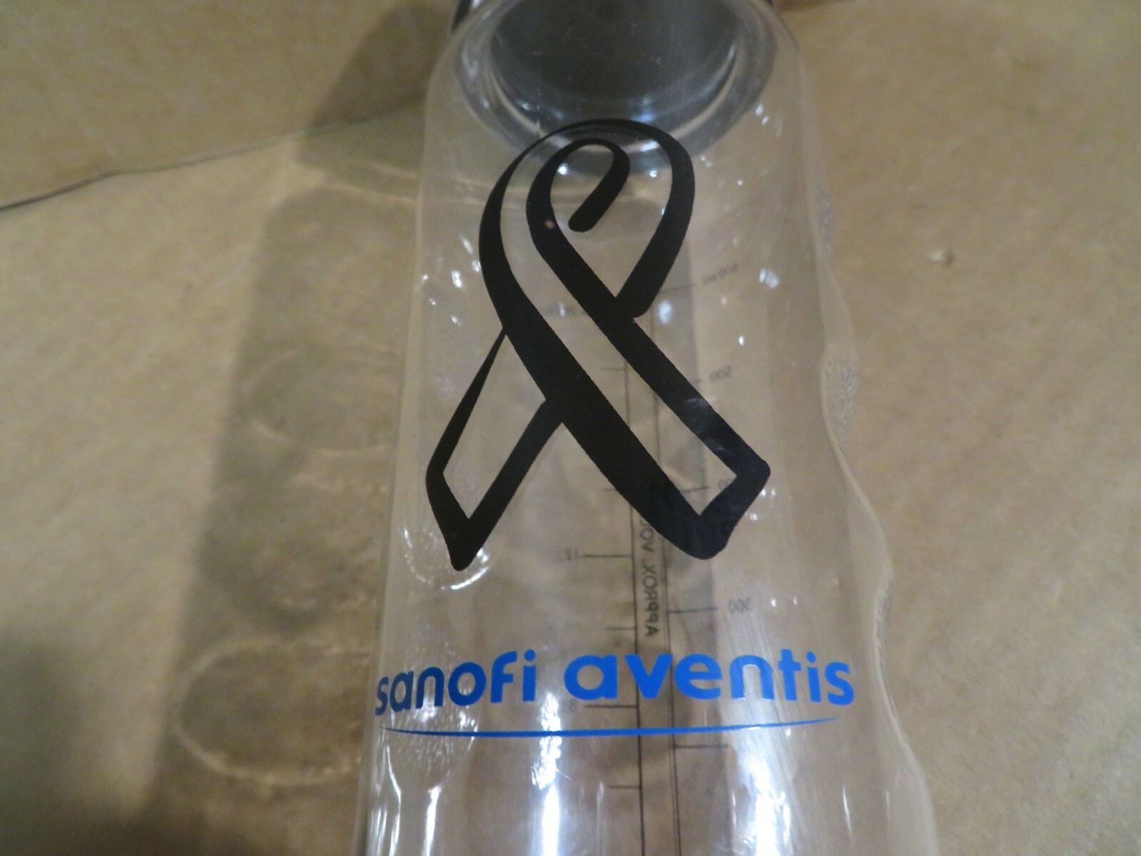 Drug Rep Sanofi Aventis Collectible Plastic Water bottle