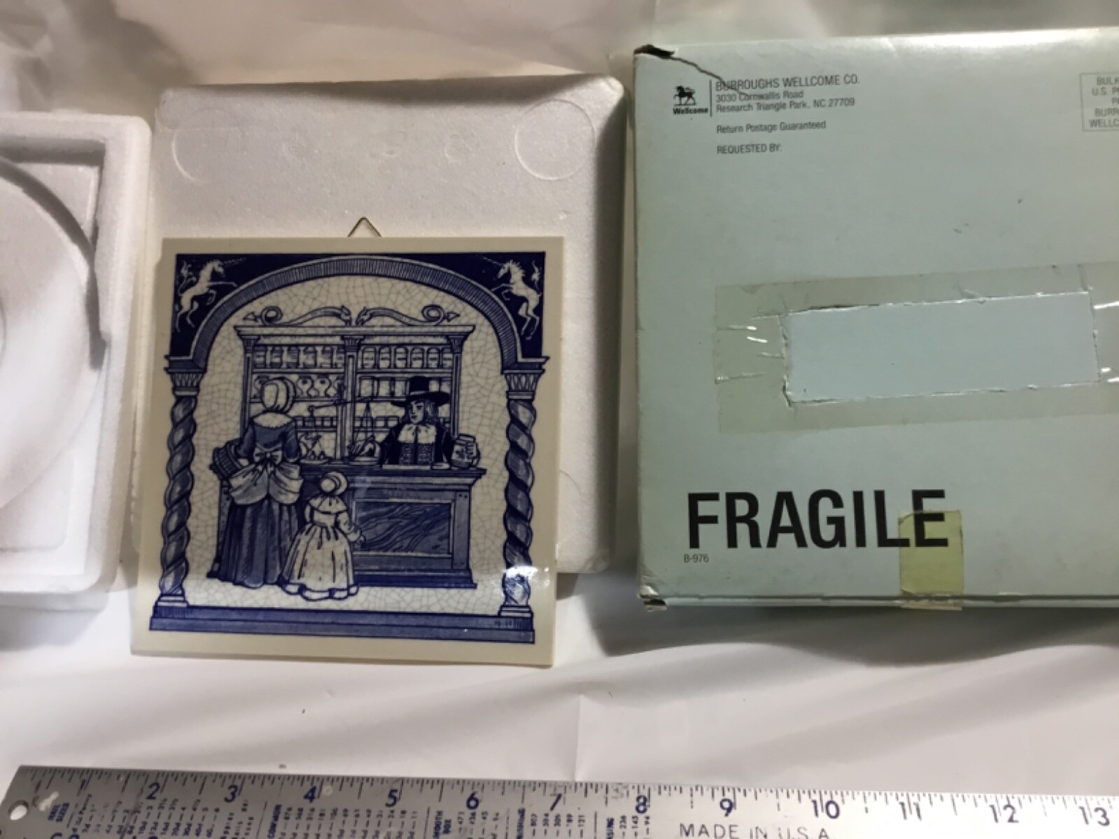 Vintage 1988 Burroughs Well replica 17th century Dutch pill tile for Pharmacists