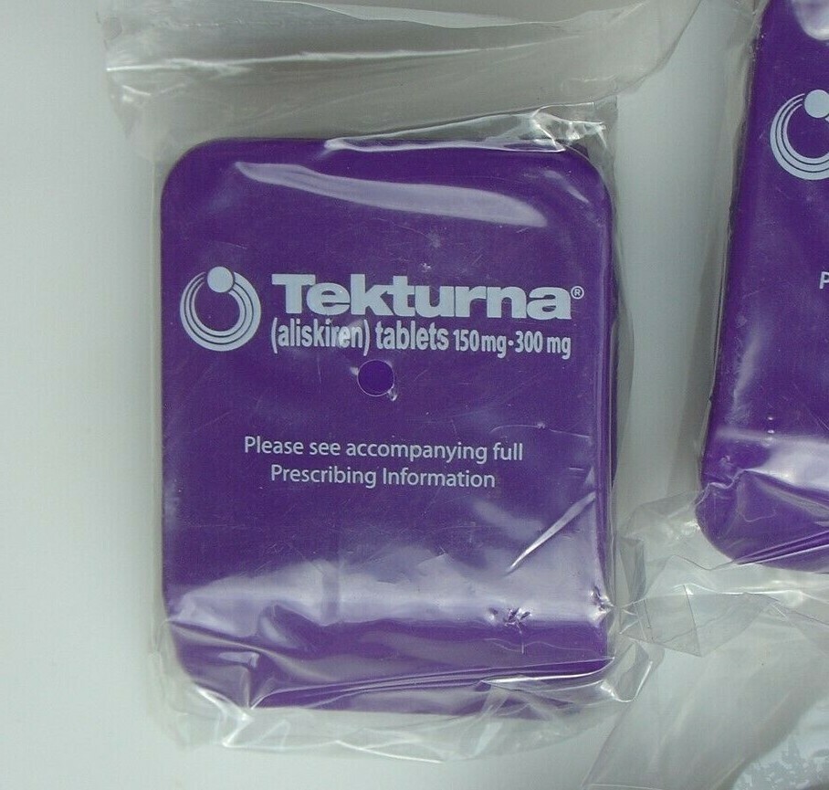 New Tekturna Refrigerator Magnet Clip Lot Pharmaceutical Drug Rep Promotional
