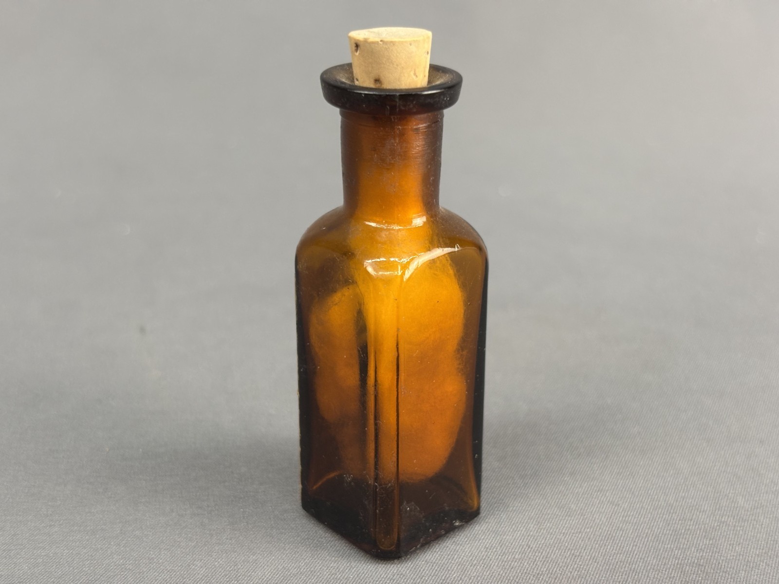 Vintage Abbott Laboratories Nembutal Pentobarbital Bottle (11H)