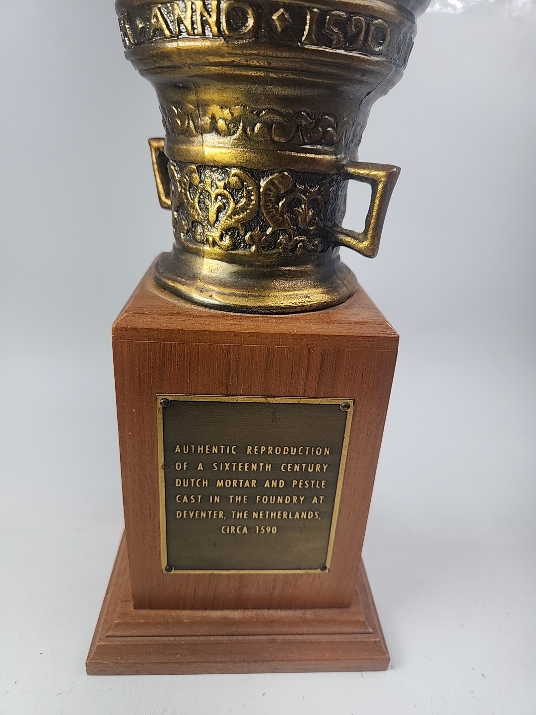 Vintage Original 1956 Rexall Drugs Apothecary Award Mortar Pestle Bronze Dutch