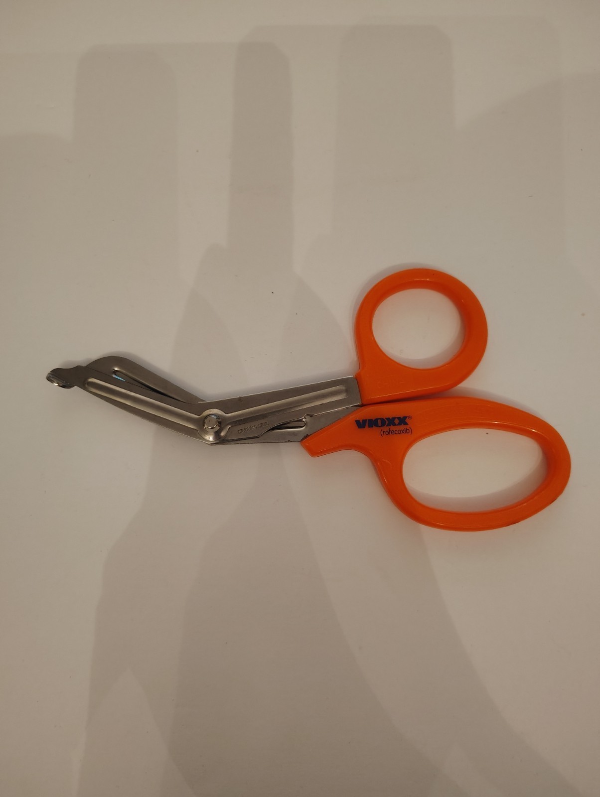 Vioxx PHARMACEUTICAL DRUG REP promotional Promo scissor Collectible Advertising