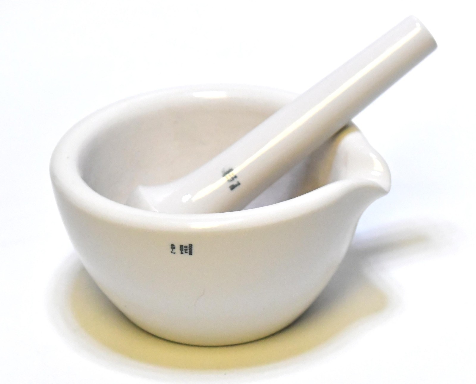 LARGE COORS 522-4 MORTAR AND 332-4 PESTLE WHITE CERAMIC
