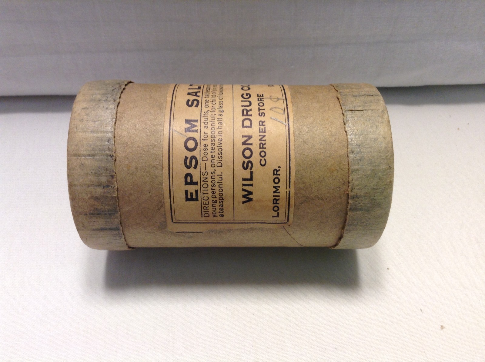Vintage 1940-50s Wilson Drug Store Lorimor Iowa Container