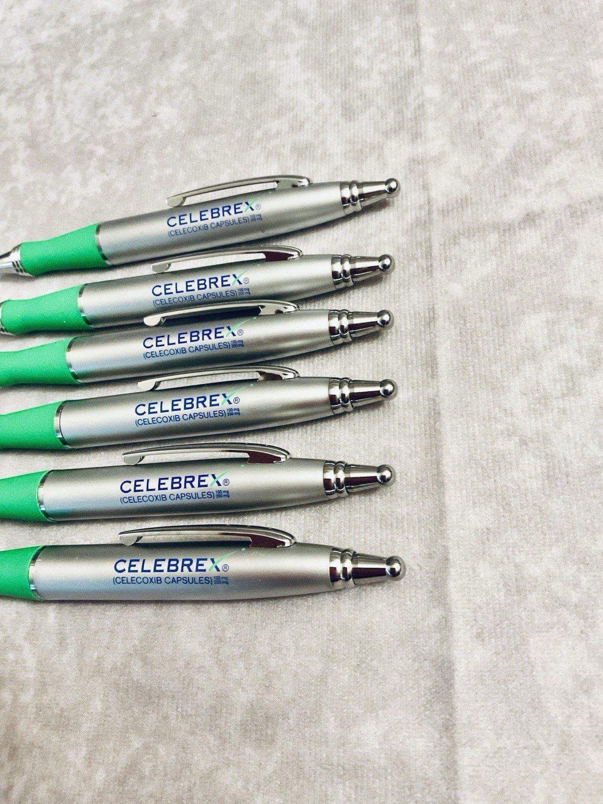 CELEBREX PHARMACEUTICAL REP PENS METAL SILVER GREEN GRIPS CHROME CLIP LOT OF 6