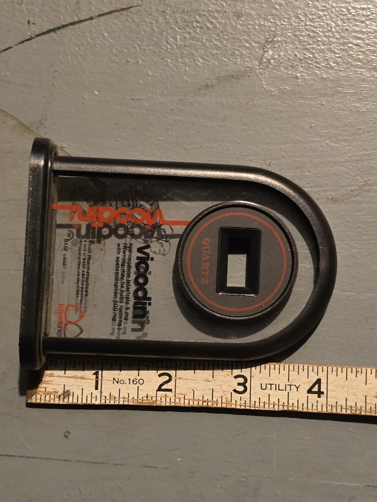 Vintage Pharmaceutical Promotional Vicodin Quartz Clock Medical *READ DESC*AS IS