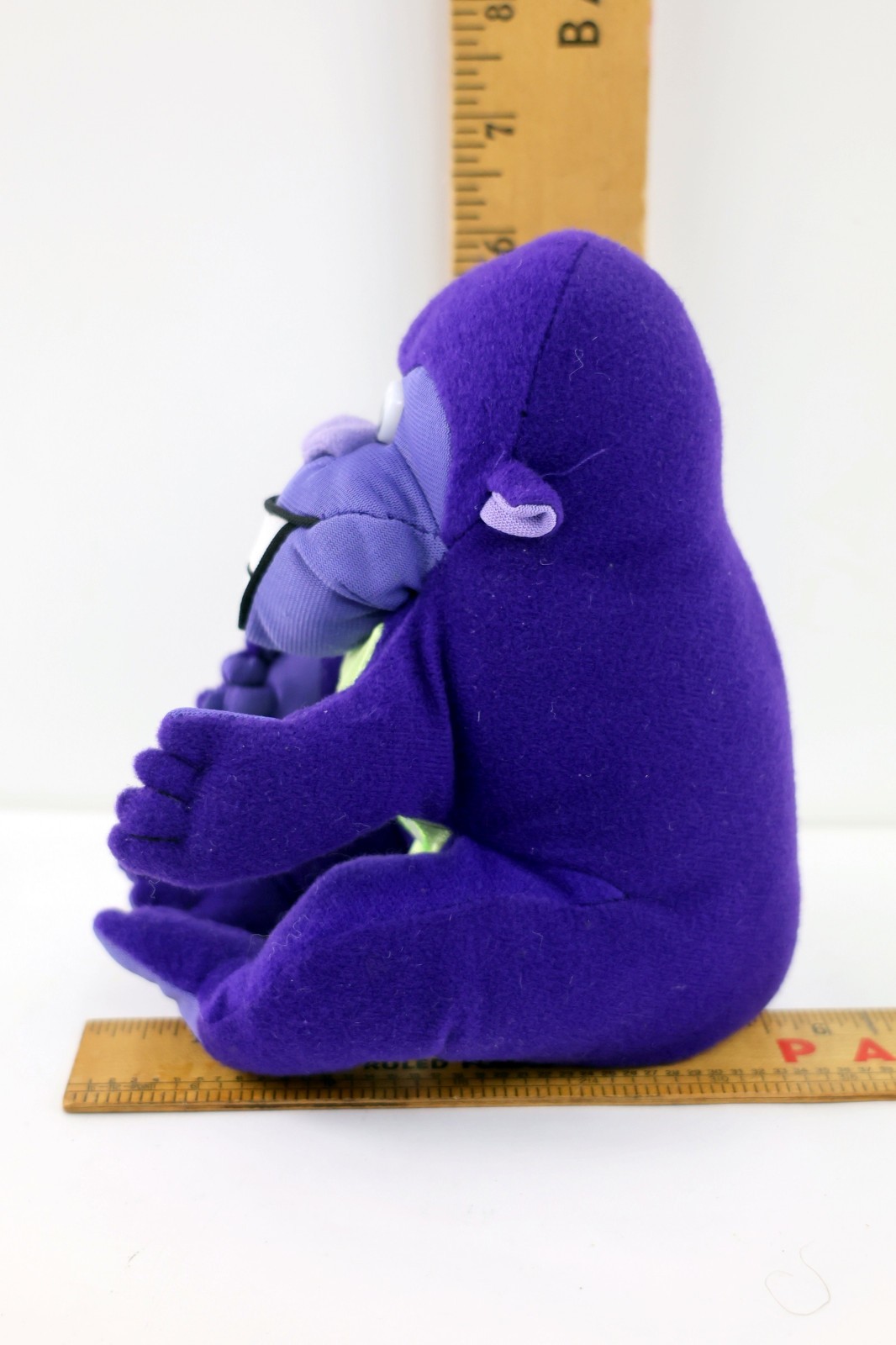 Zyrtec Purple Gorilla Plush 8.5″ Phizer Pharma Drug Rep 2000 Stuffed Animal Toy