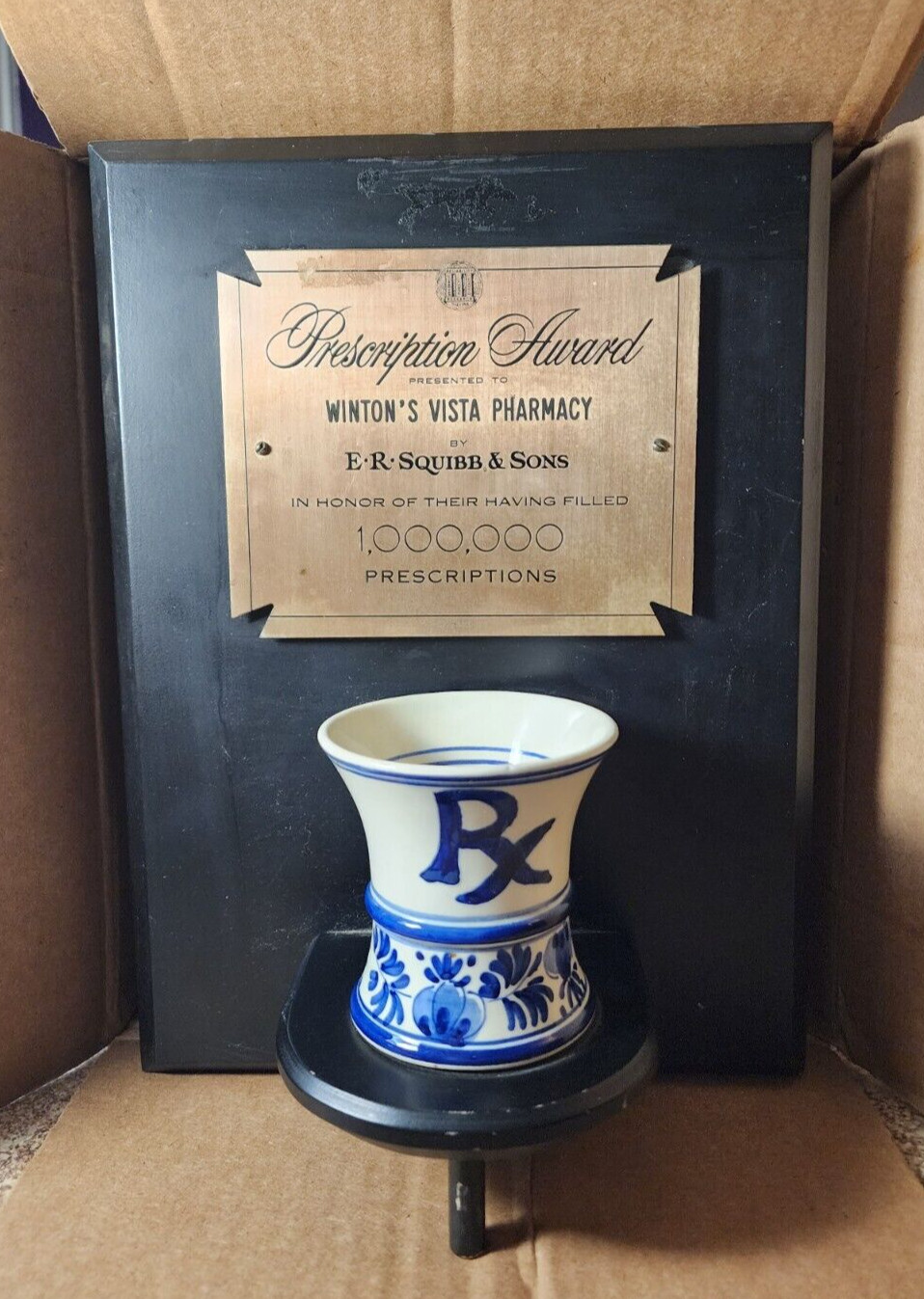 Vtg Prescription Award 1 Million Prescriptions by Winton’s Vista Pharmacy