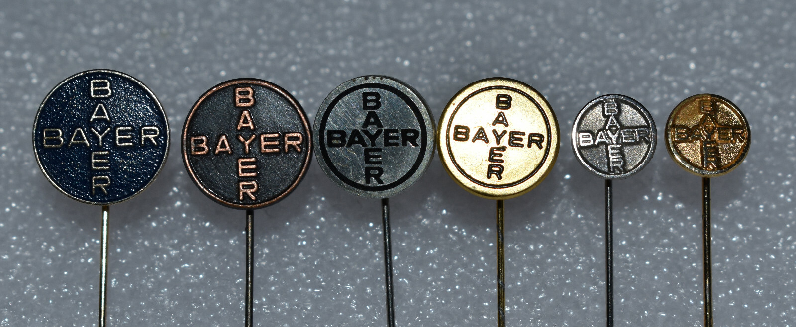 BAYER Pharmaceutical chemical company medicaments drugs vtg stick pin badge lot